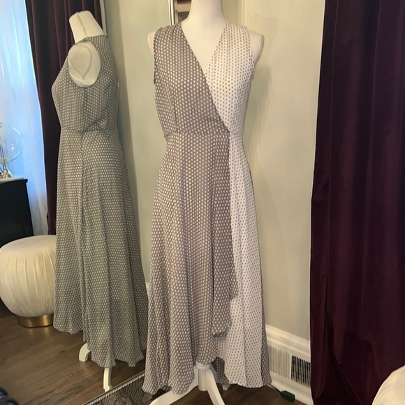 Calvin Klein Shear Gray and White Polka Dot Dress Size 6 - Picture 1 of 11